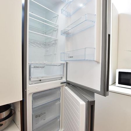 אינסברוק Huge Apartment In Awesome Location With Parking מראה חיצוני תמונה