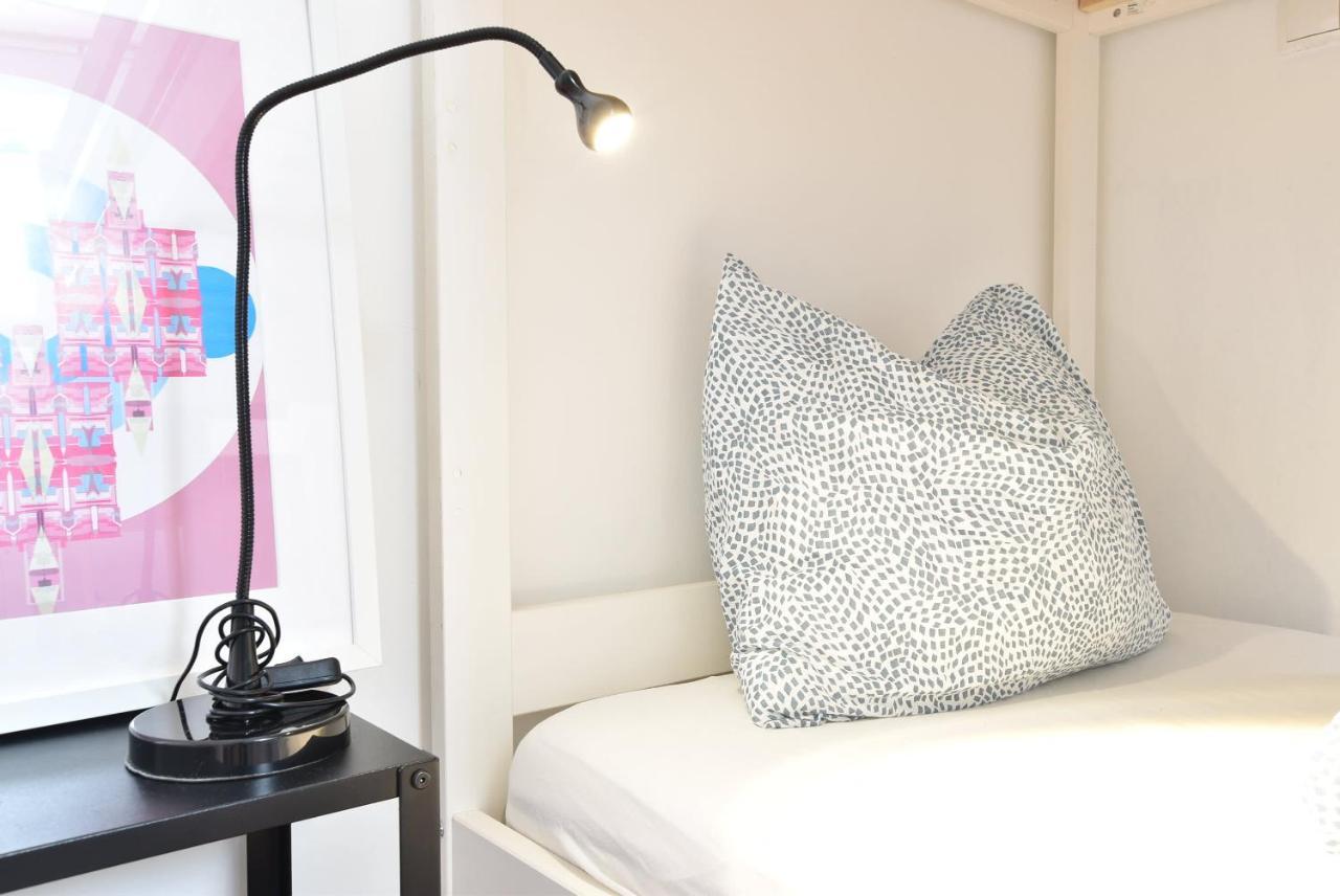 אינסברוק Huge Apartment In Awesome Location With Parking מראה חיצוני תמונה