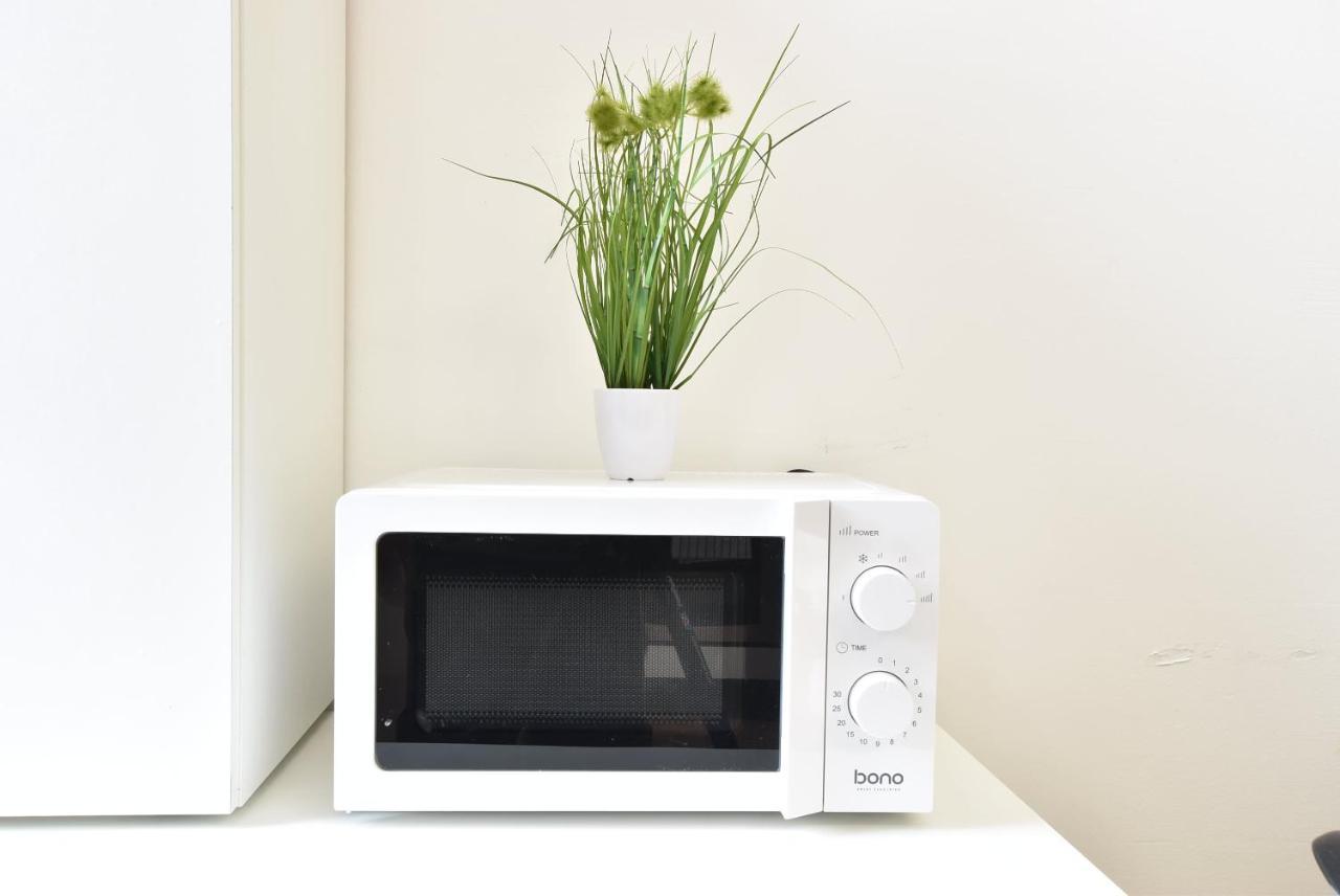 אינסברוק Huge Apartment In Awesome Location With Parking מראה חיצוני תמונה